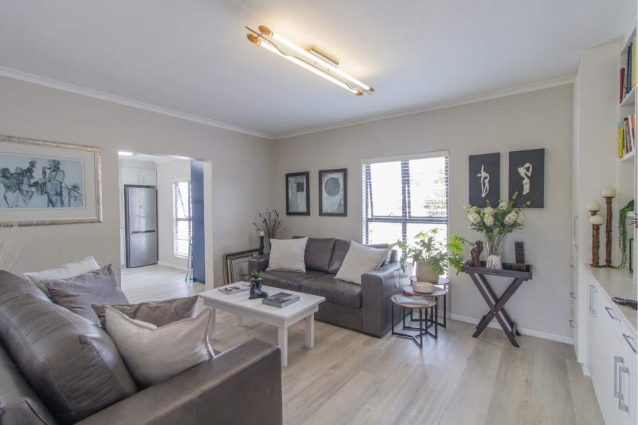 9 Bedroom Property for Sale in Olifantskop Western Cape